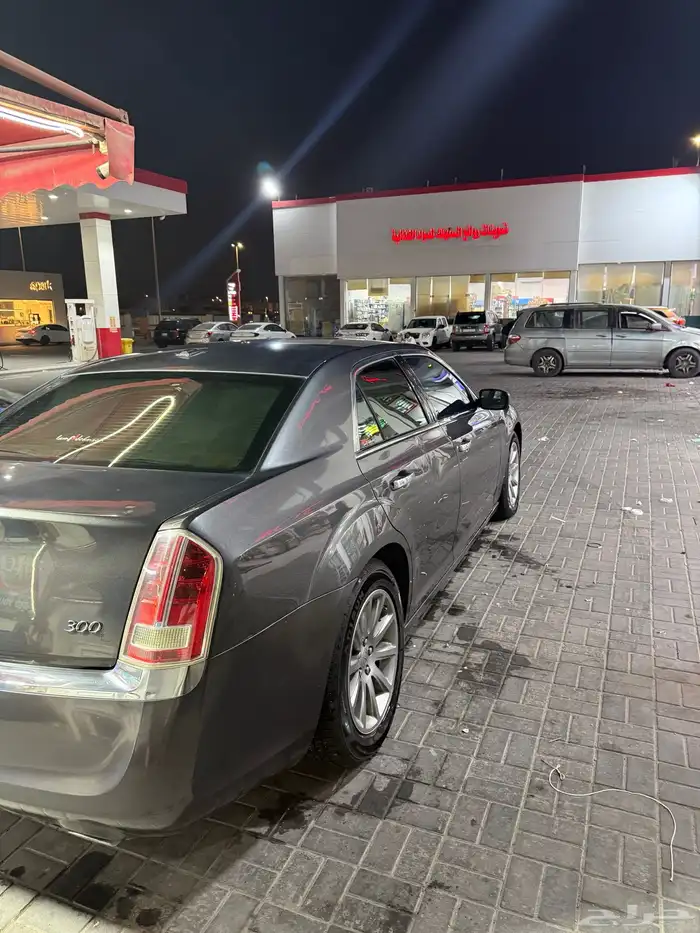 كرايسلر 300C موديل 2013 للبيع 5