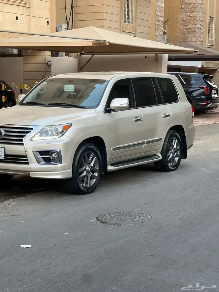جيب لكزس LX570 1
