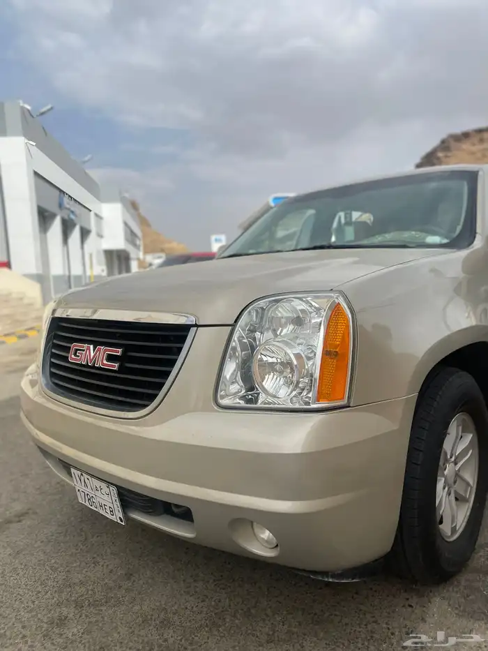 جي ام سي 2011 11