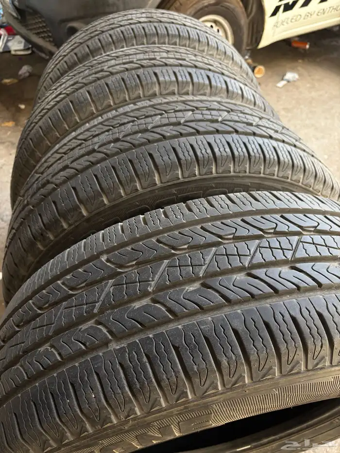 كفرات اسكويا275 65 18ريدستون كوري 6