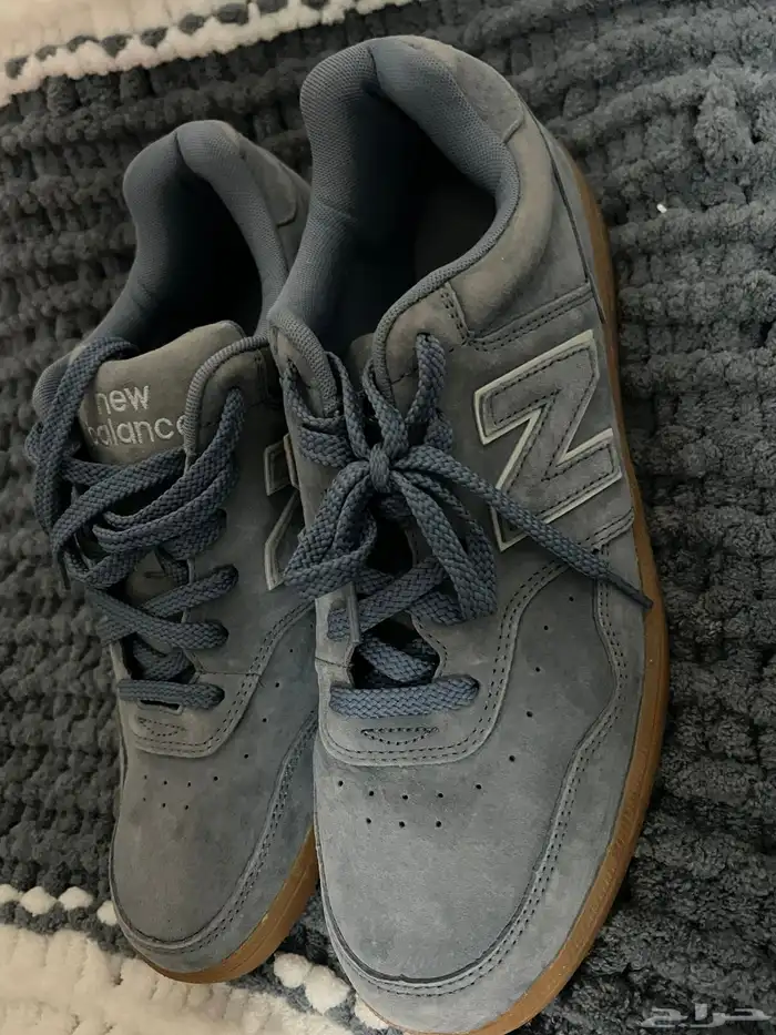 حذاء ماركة   New Balance 1