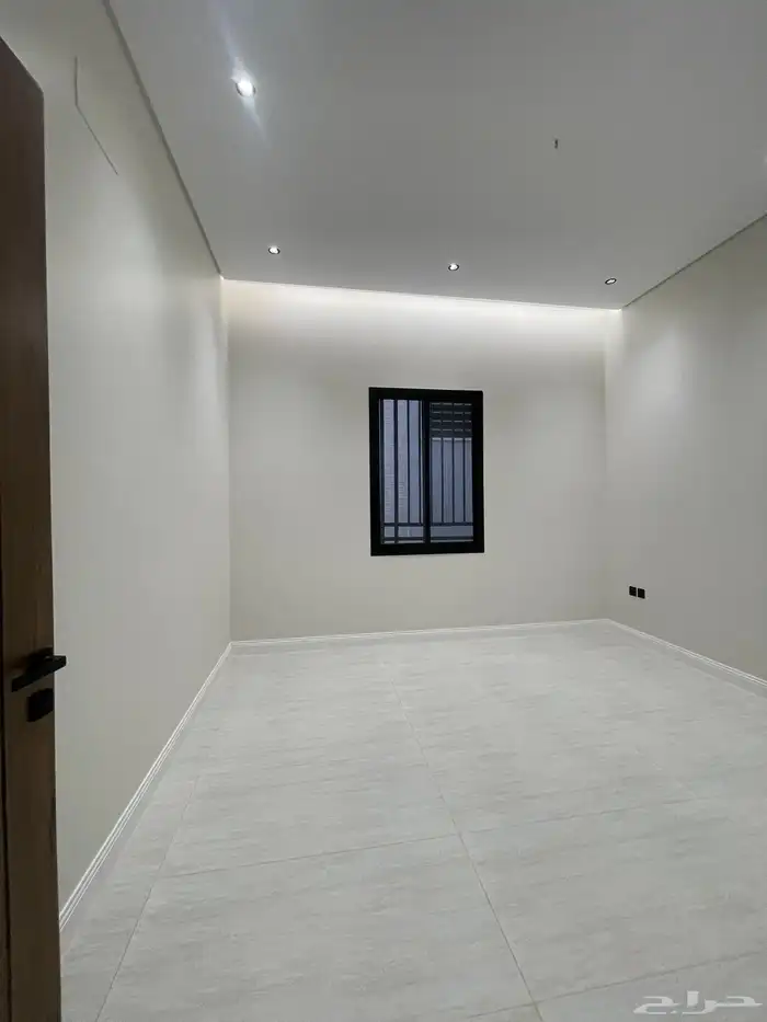 للبيع شقق ارضيه وعلويه من 550 الف ابها المحاله 39