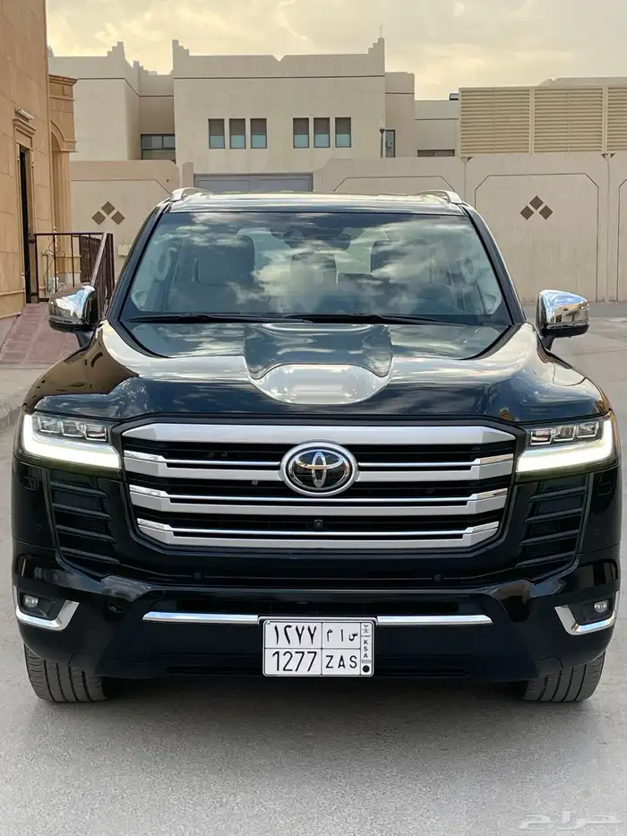 لاندكروزر 2022 VXR فل كامل وارد عبدالغني ممشى 90 وكاله شررط 2