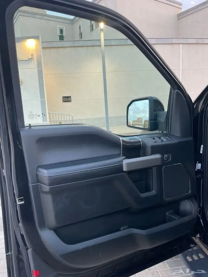 للبيع فورد رابتر 2020 قمه فالنظافه 40