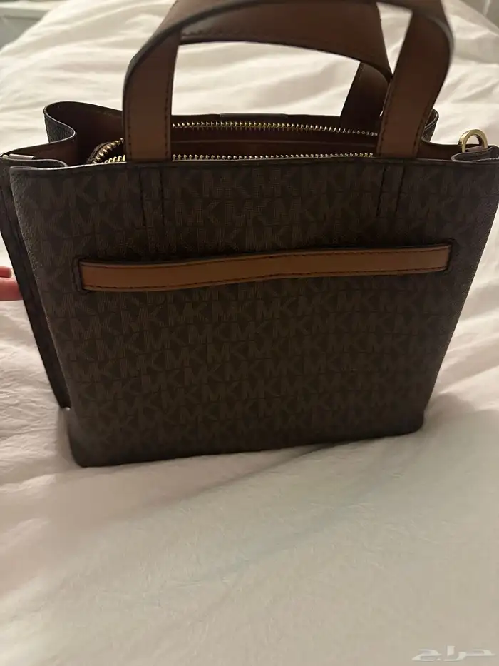 شنطة يد ماركة Michael Kors أصلية 3