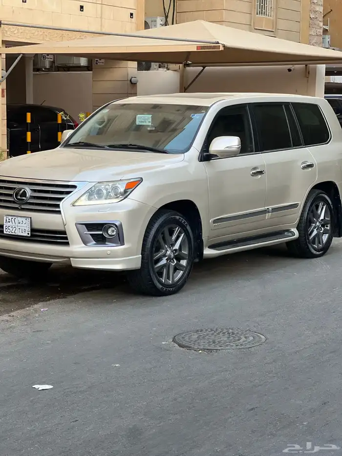 جيب لكزس LX570 0