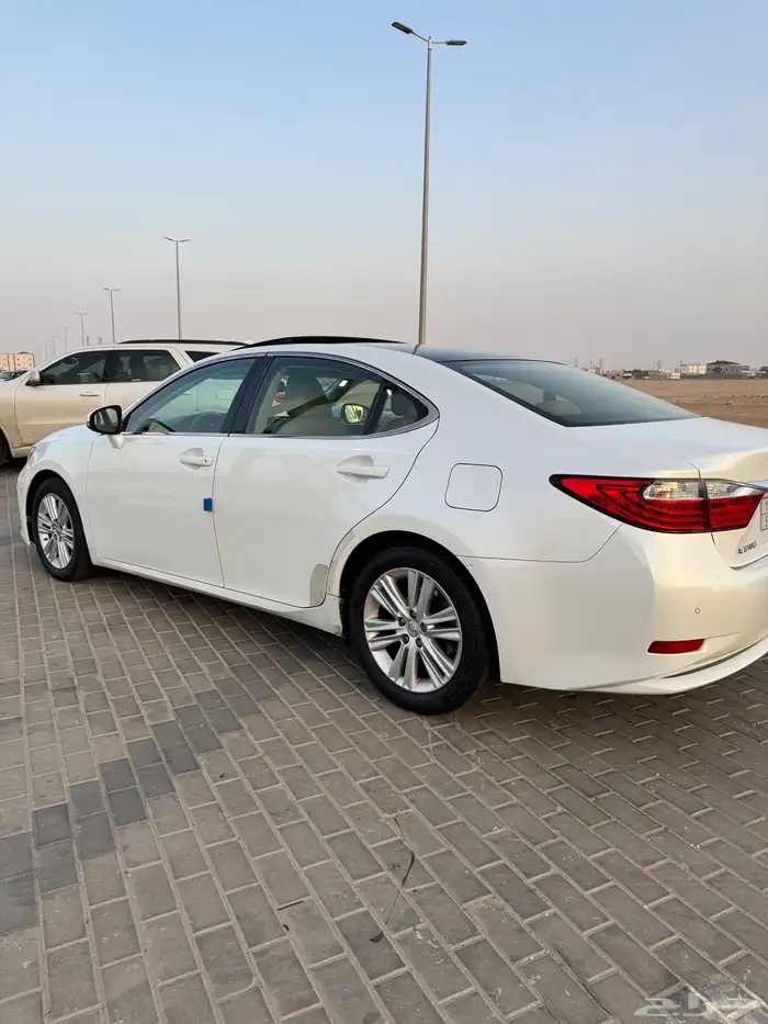 لكزس ES 350 بدي وكالة 1
