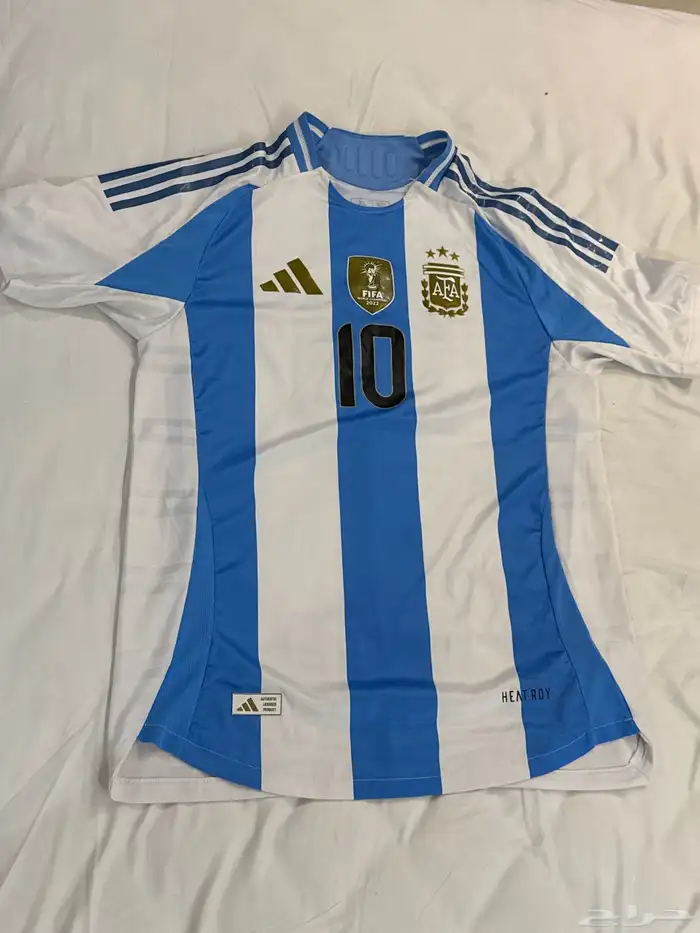 طقم الأرجنتين نسخة الكوبا 2024 بطباعة كأس العالم 2022 6