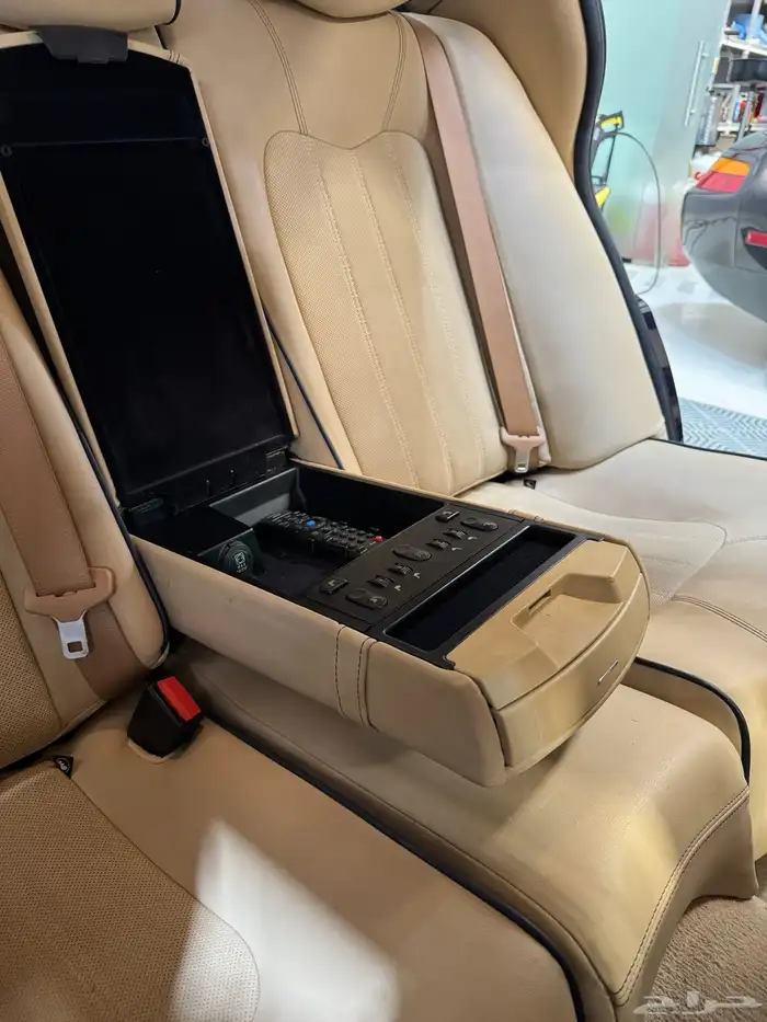 Maserati Quattroporte 2011 مازيراتي كواتروبورتي مخزن 12