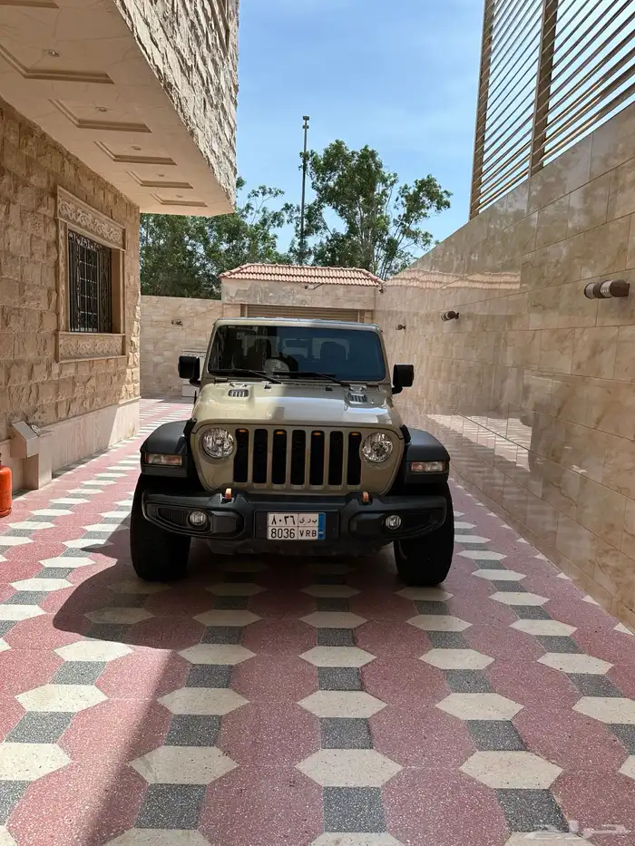 Jeep gladiator جيب جلاديتور 1