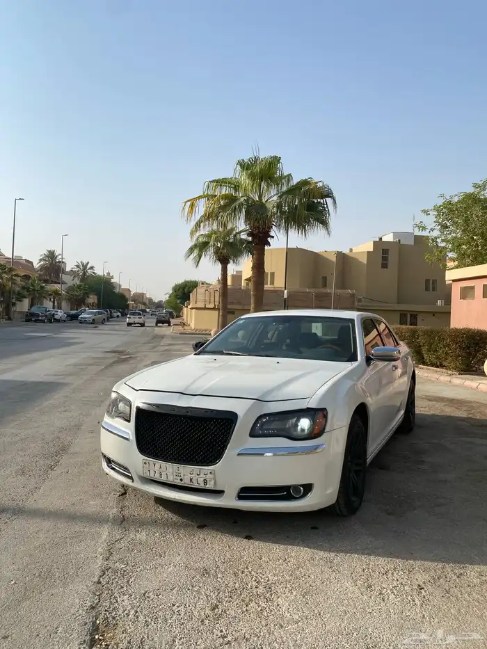 كرايسلر فل بيع مستعجل 2012 او البدل 2