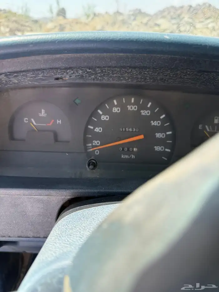 هايلوكس 1990نظيف 8