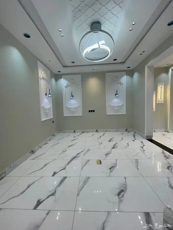 للبيع ارواف ارضيه ورواف علويه تشطيب ممتاز شمال الخميس 7