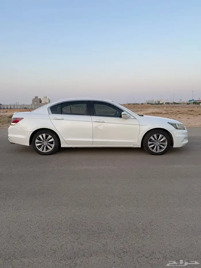 هوندا اكورد 2012 4