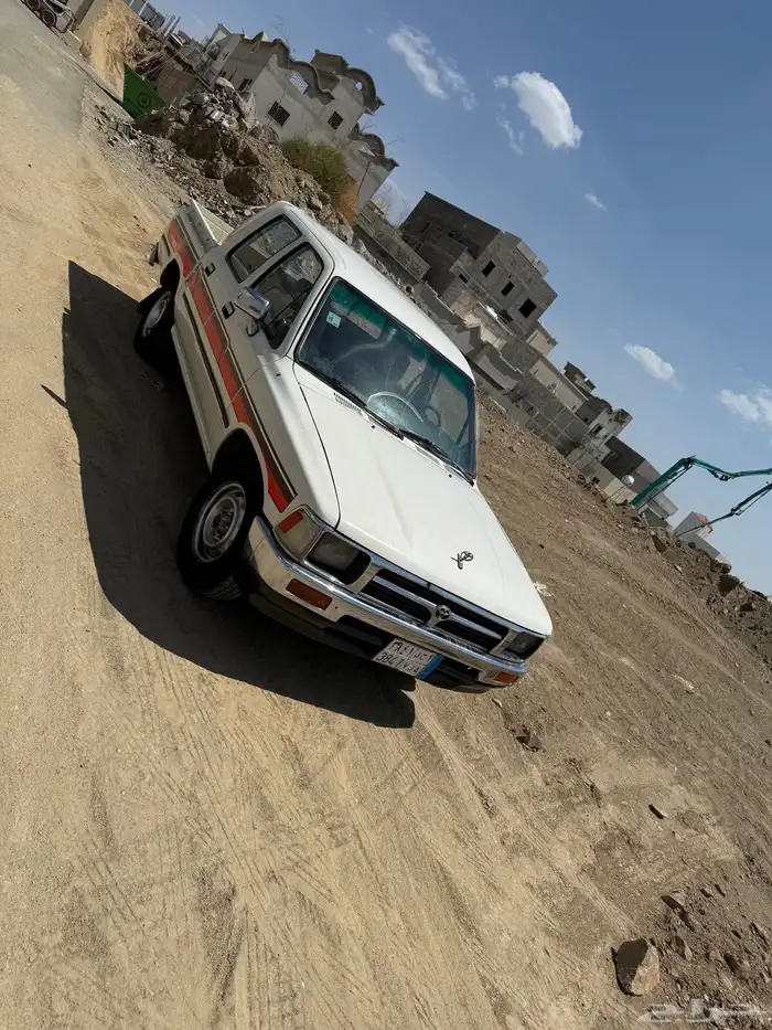 هايلوكس 1990نظيف 0