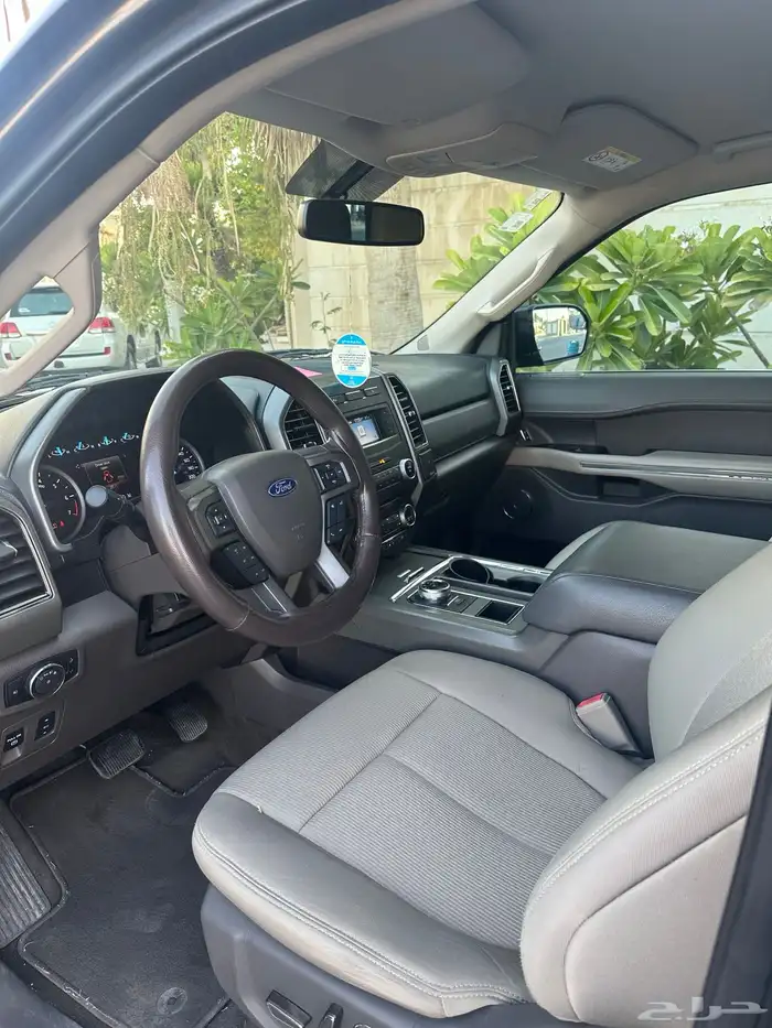 إكسبديشن 2018 XLT سعودي 15