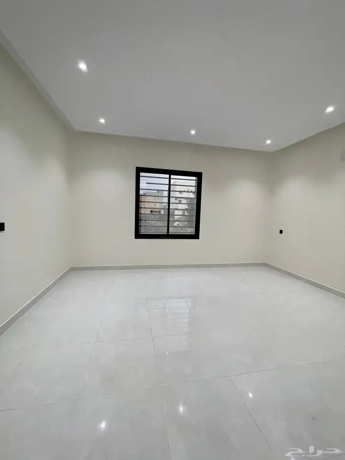 للبيع ارواف ارضيه ورواف علويه بحواش من 650 الف خميس مشيط 6