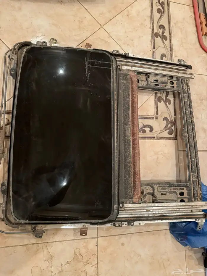 فتحة سقف لكزس LS430 0