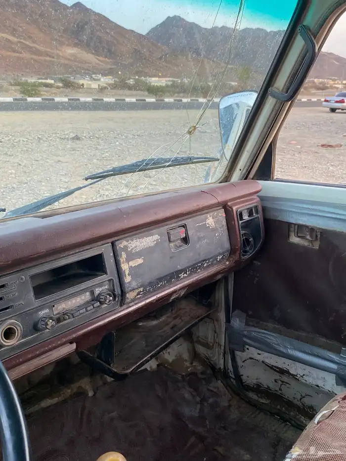 دينه تيوتا 1982 5