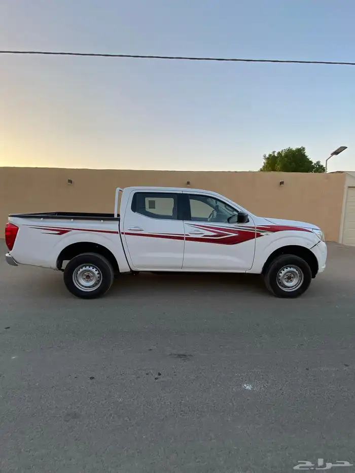 نيسان نافارا 6