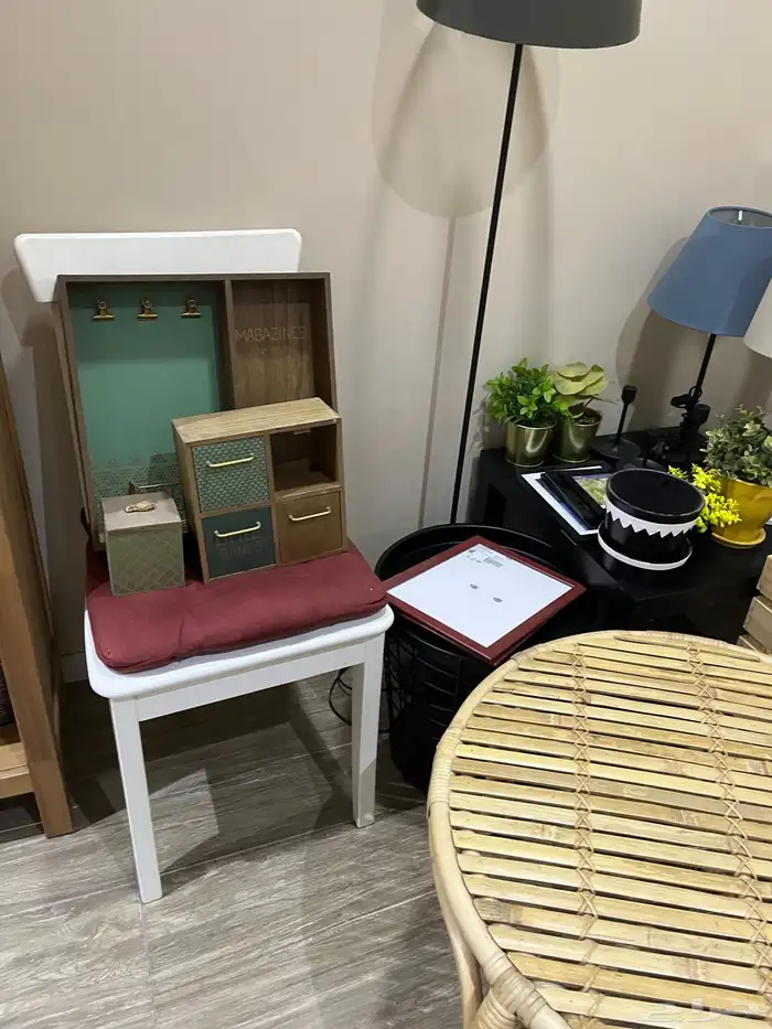 مجموعة اثاث كراسي طاولات 2