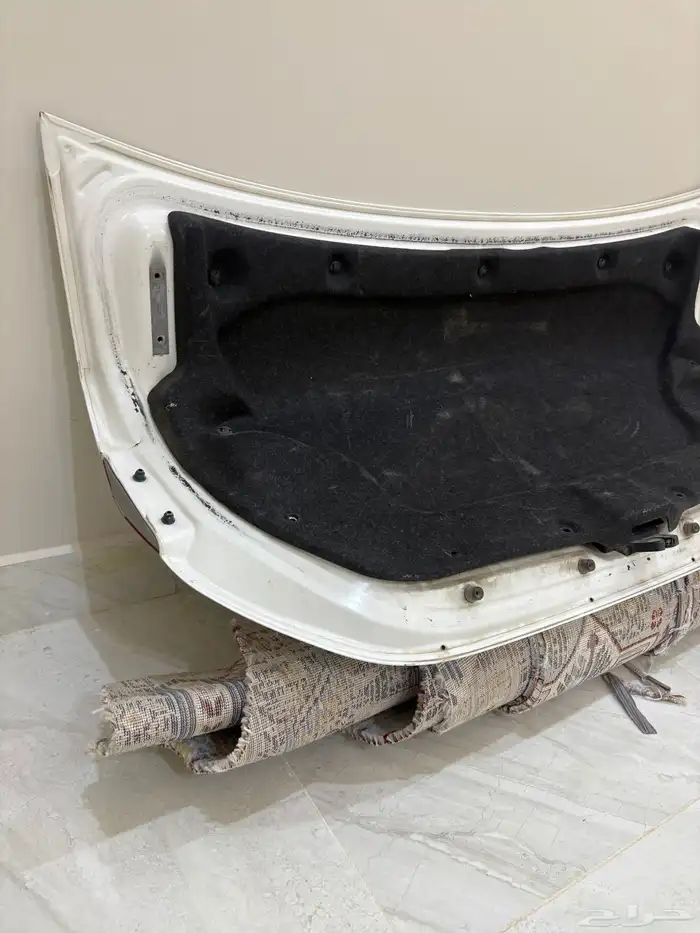 باب شنطة كورلا موديل2015 بلد نظيف ابيض لؤلؤي 12