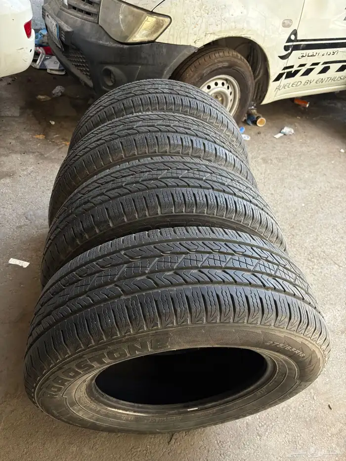 كفرات اسكويا275 65 18ريدستون كوري 4