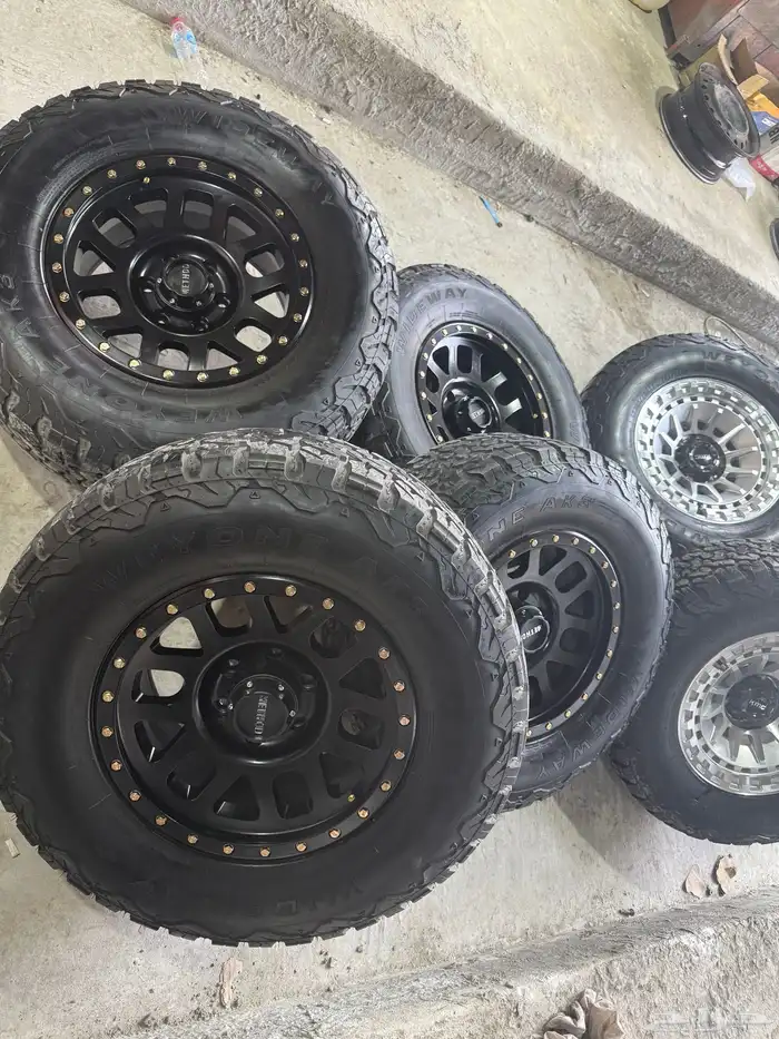 جنوط مايثود مع كفرات حجري تركب جمس سيرا سلفرادو اف جي 10