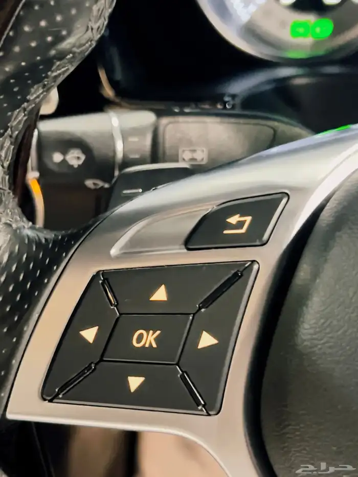 E 300 مرسيدس فل كامل مواصفات 18