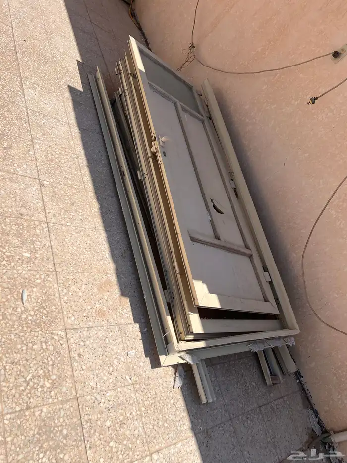المنيوم ابواب ونوافذ ومراوح للبيع 0
