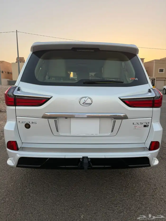 لكزس LX570موديل 2020 خليجي 6