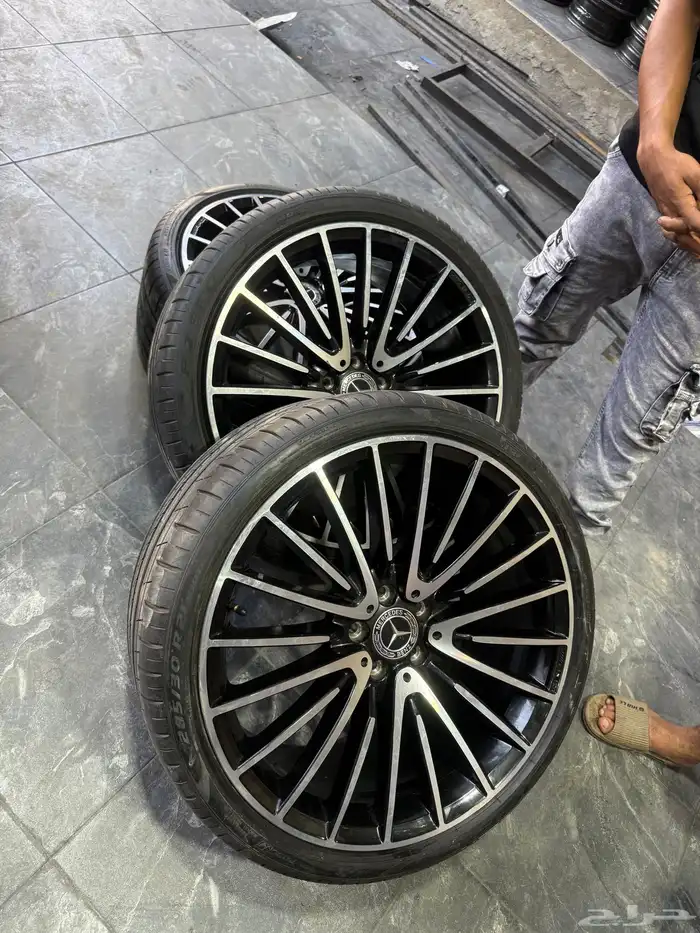 جنوط مرسدس الجوهره مقاس 21 مع كفرات بريلي اصلي وكاله 6