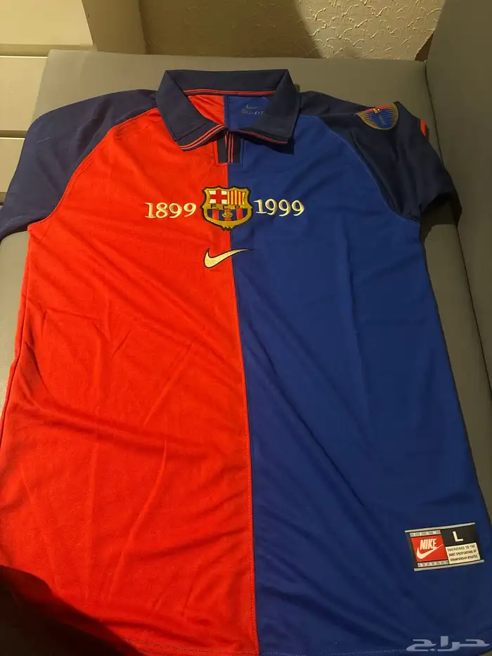 تيشيرت برشلونه   المقاس لارج   ما انسام للان 0