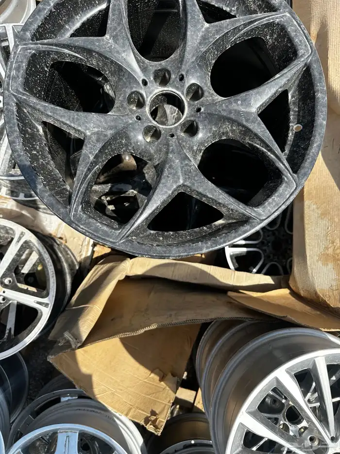 جنوط bmw جديده واصليه جيرمني 6