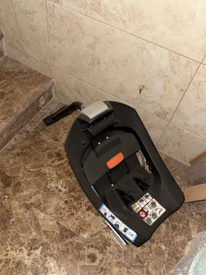 Cybex Aton Base 2-Fix (قاعدة كرسي سيارة للأطفال 2