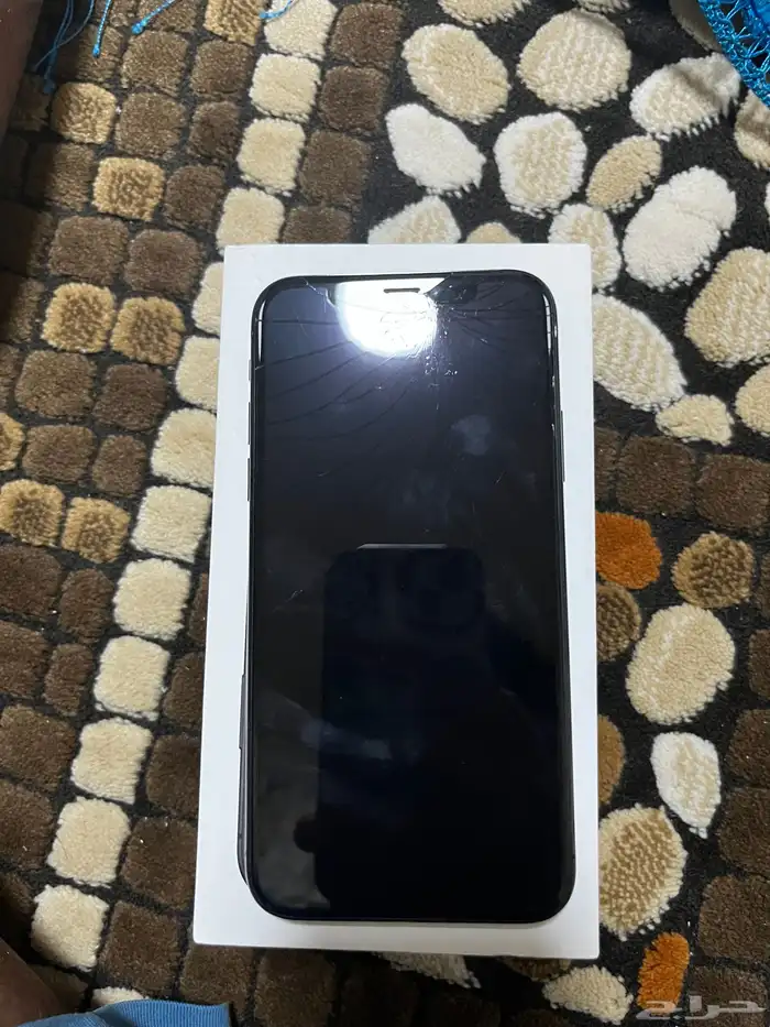 ايفون اكس إس 4