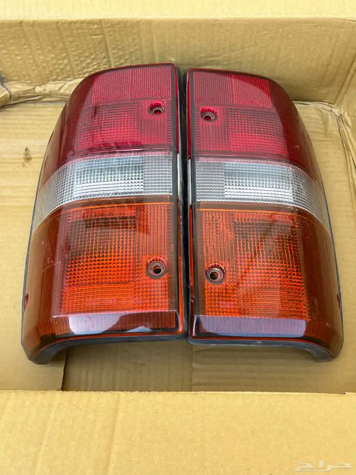 اكسسوارات باترول Y60 1992 اصلييه 9