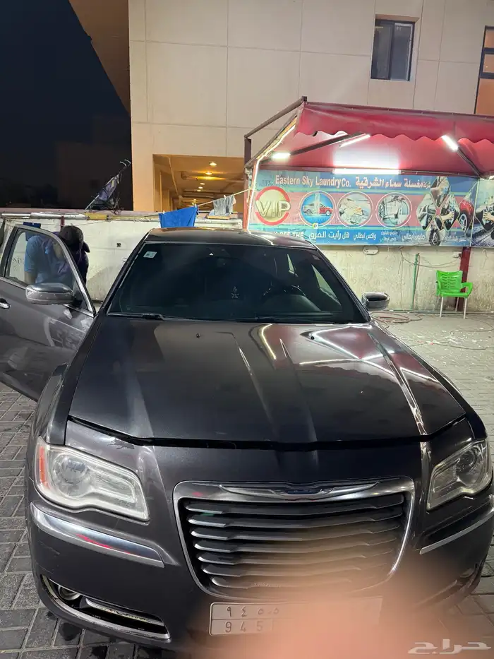 كرايسلر 300C موديل 2013 للبيع 8