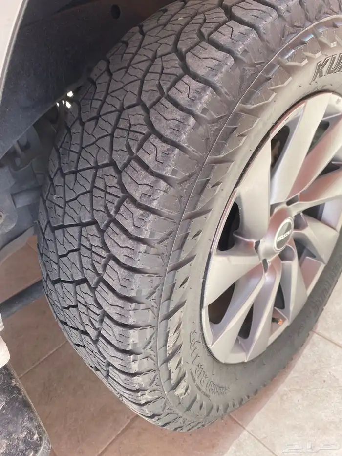 كفرات KUMHO ربع حجري 2
