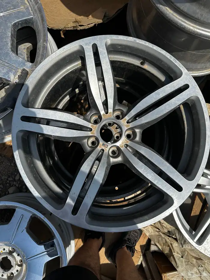 جنوط bmw جديده واصليه جيرمني 8