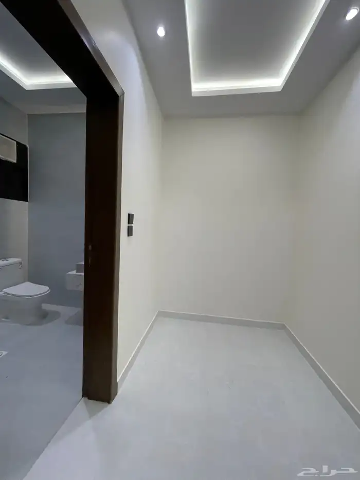 للبيع ارواف ارضيه ورواف علويه بحواش من 650 الف خميس مشيط 43