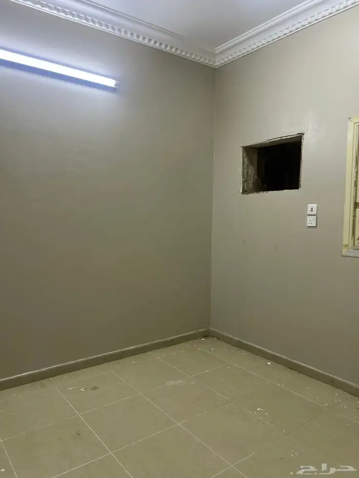 شقق عزاب حي السويس 3