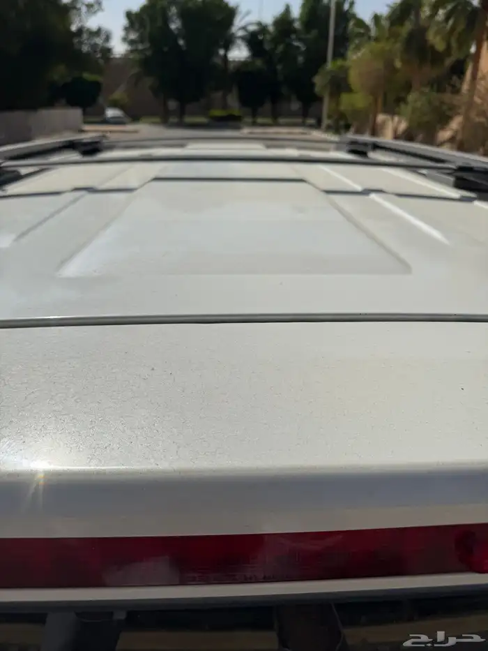 نيسان 5
