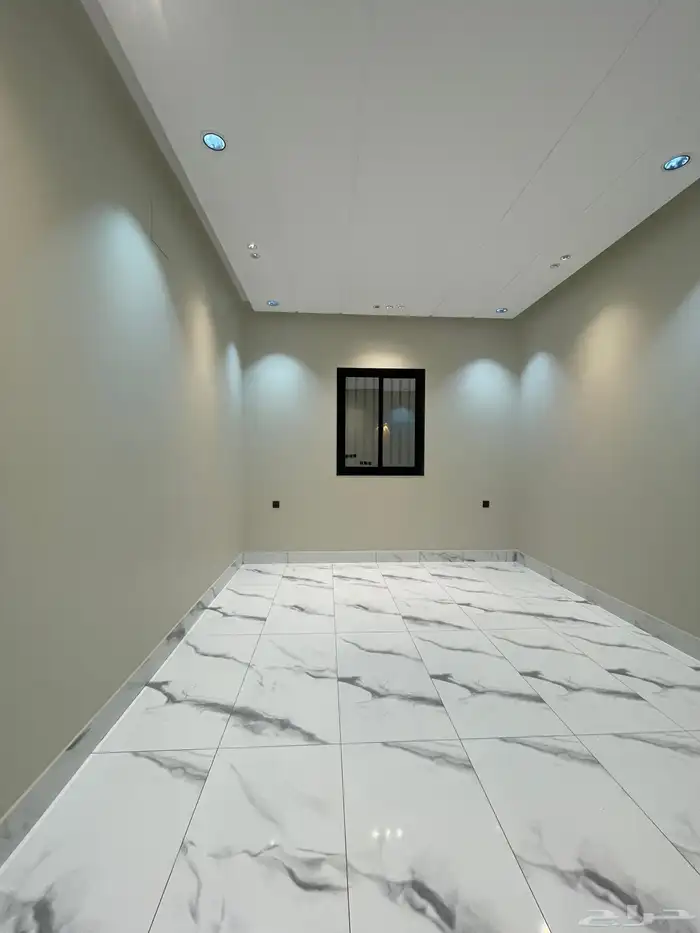 للبيع ارواف ارضيه ورواف علويه تشطيب ممتاز شمال الخميس 9