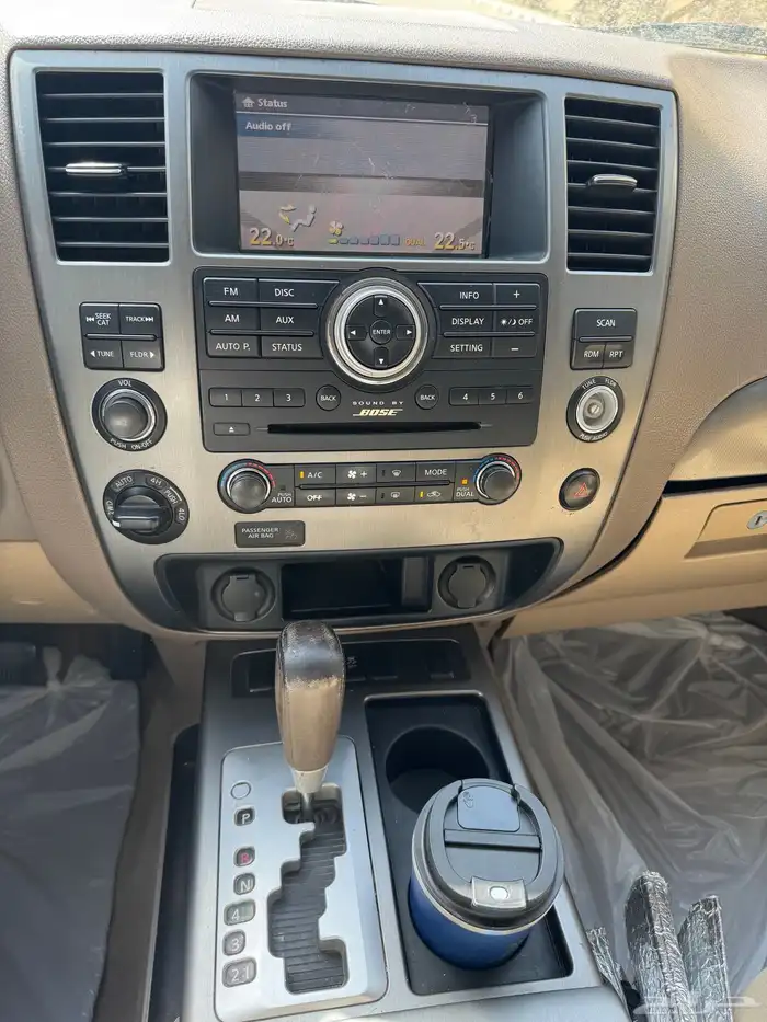 نيسان 14