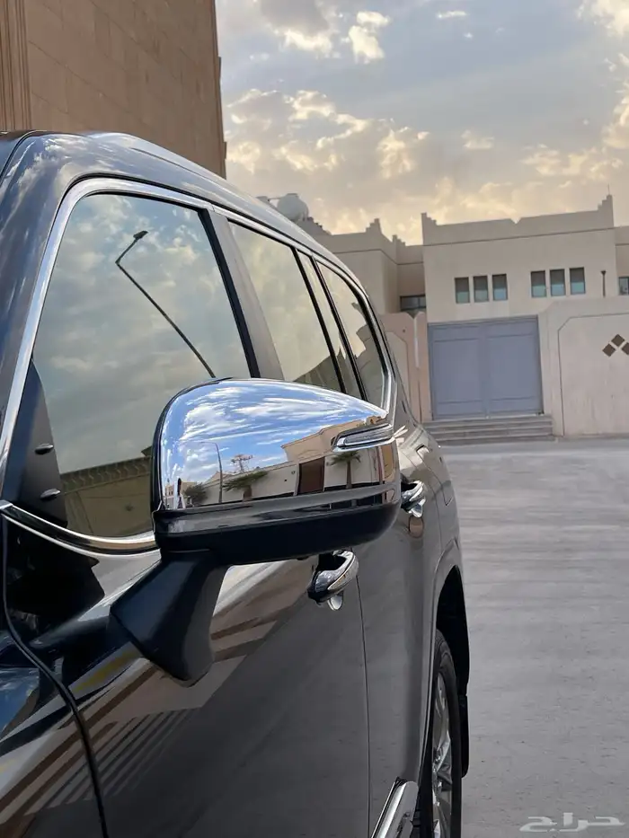 لاندكروزر 2022 VXR فل كامل وارد عبدالغني ممشى 90 وكاله شررط 6