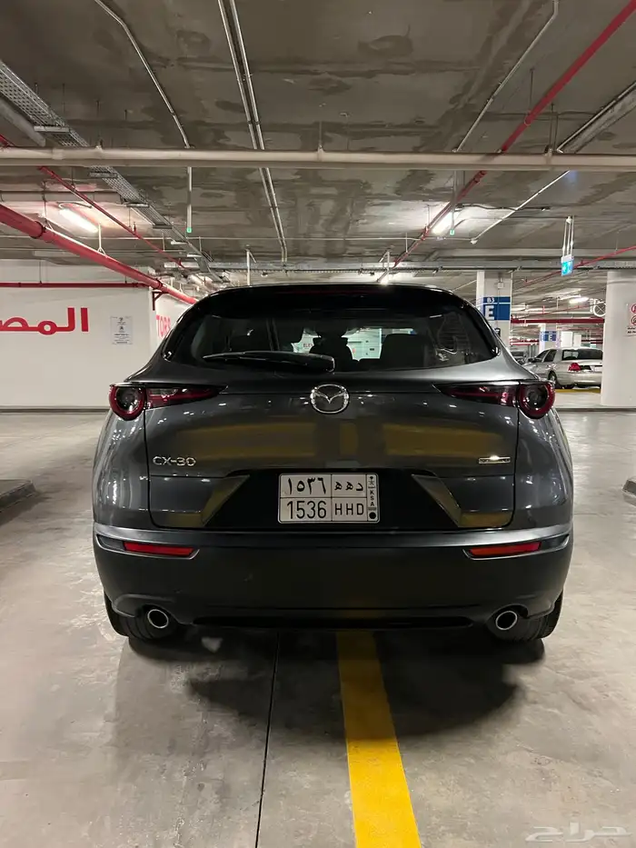 مازدا cx30 رمادي موديل 2021 ممشى قليل 8