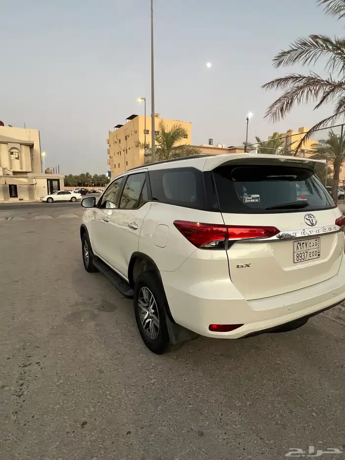 للبيع فورشنر 4 سرندل دبل 5
