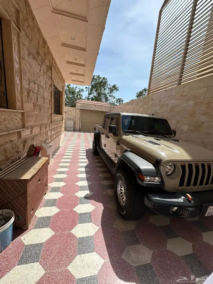 Jeep gladiator جيب جلاديتور 2