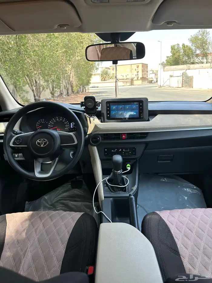 للبيع يارس 2024 10
